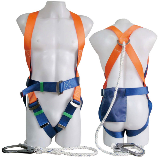 FULL BODY HARNESS WITH WITH ROPE AND HOOK